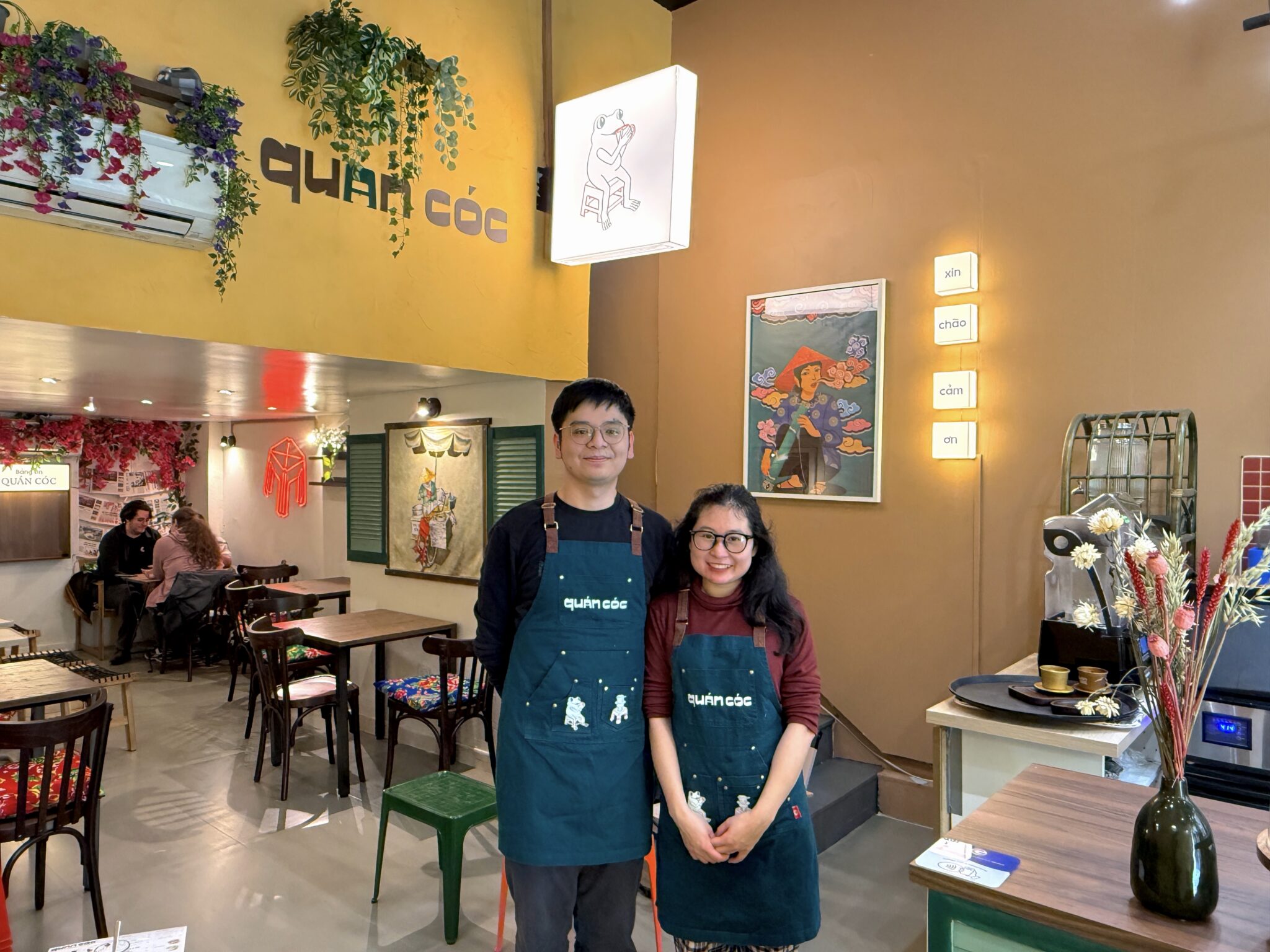 Son Nguyen et Phuong Tran, fondateurs de Quán Cóc, photographiés par Véronique Lopes